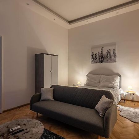 Dizsu'S Place Budapest Ngoại thất bức ảnh