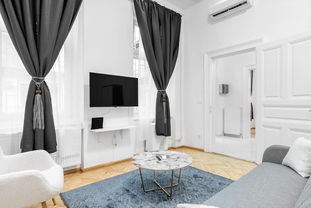 Dizsu'S Place Budapest Ngoại thất bức ảnh
